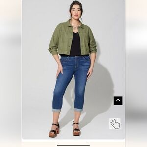 New Torrid Crop Boyfriend Straight Vintage Stretch Mid-Rise Jean plus size 26